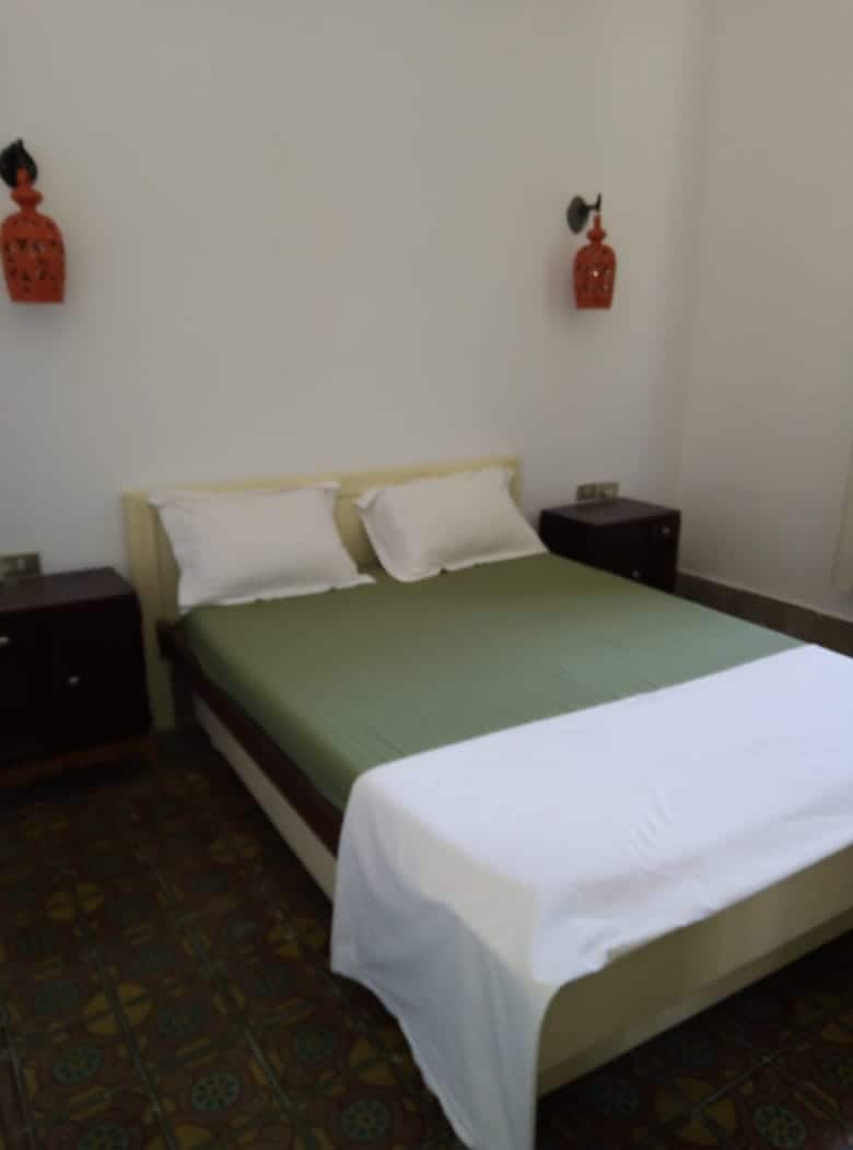 1 x bračni krevet (širine 150-1