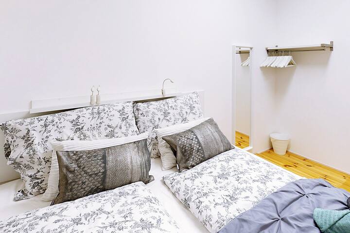 Apartment Wood gallery image 2