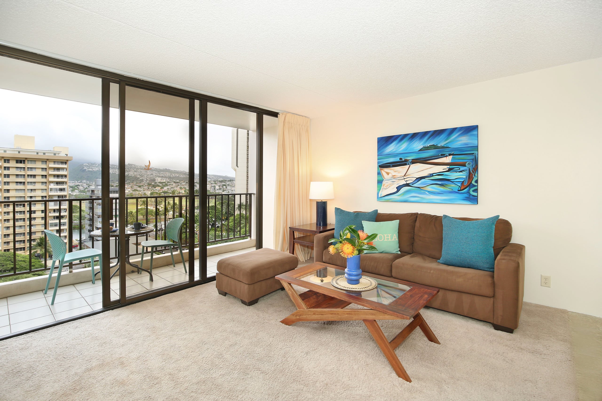 Condo in Honolulu · ★4.79 · 1 bedroom · 2 beds · 1 private bath - Image 2