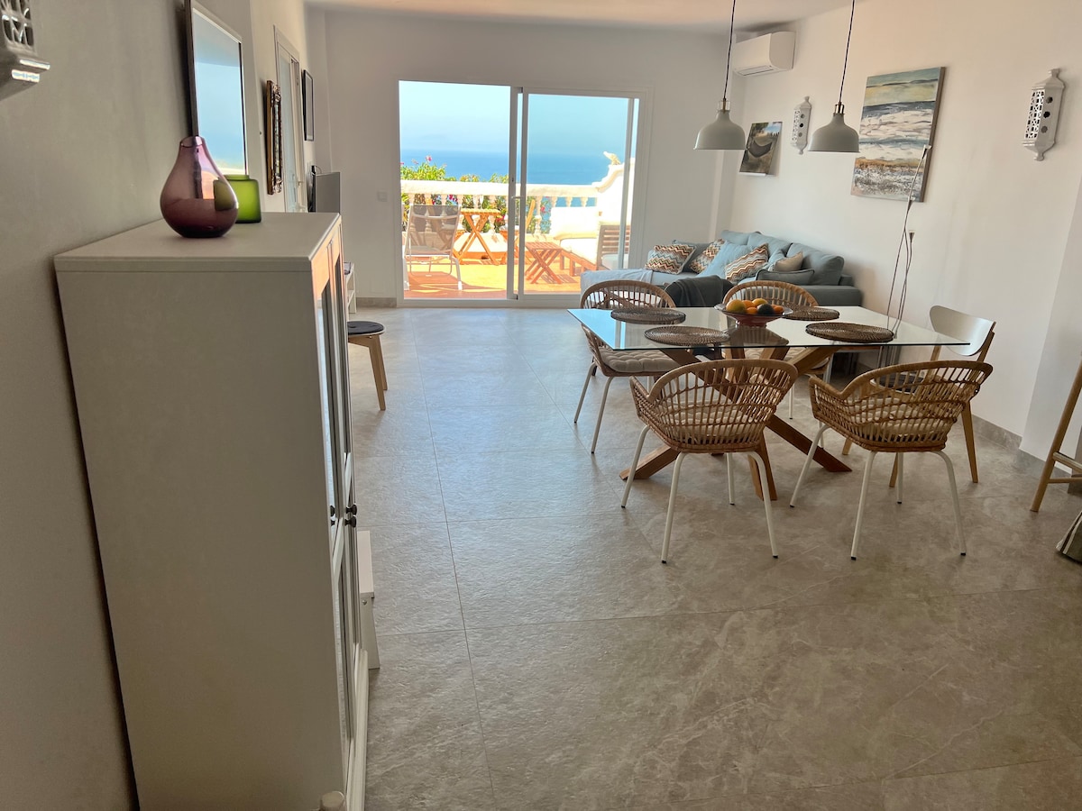 Popular Airbnb listing: Casa Ladera Andaluz - Spectacular ocean views in Nerja