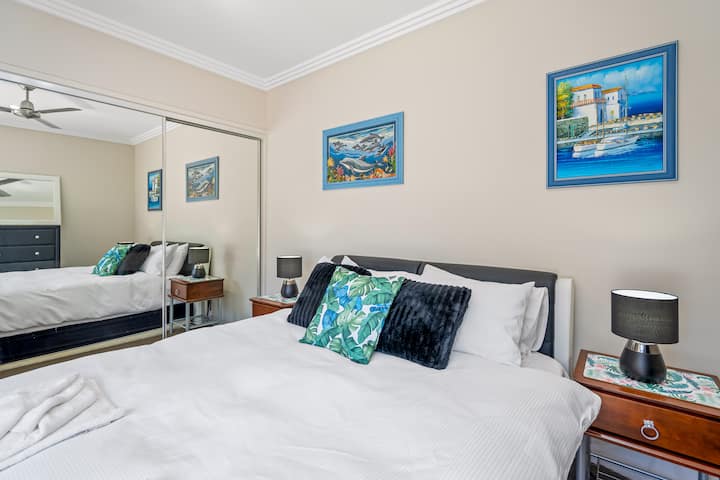 ห้องนอนเตียงควีน