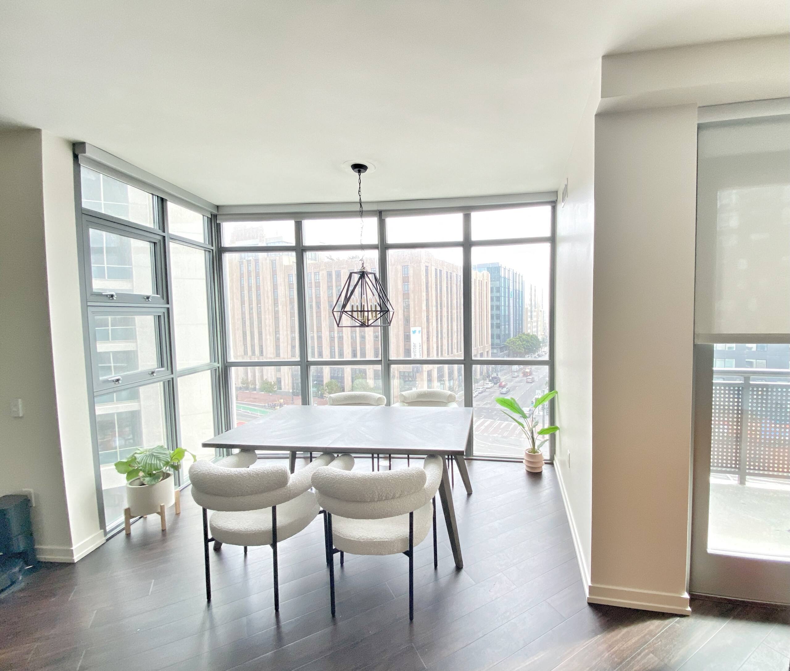 Mid-Market Luxury Stay - Image 4