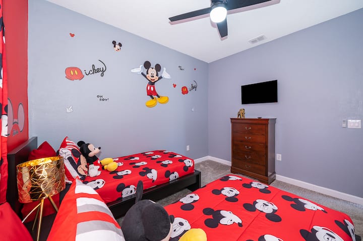 chumba cha kulala #2, vitanda viwili vya ukubwa wa pacha, kwenye ghorofa ya kwanza