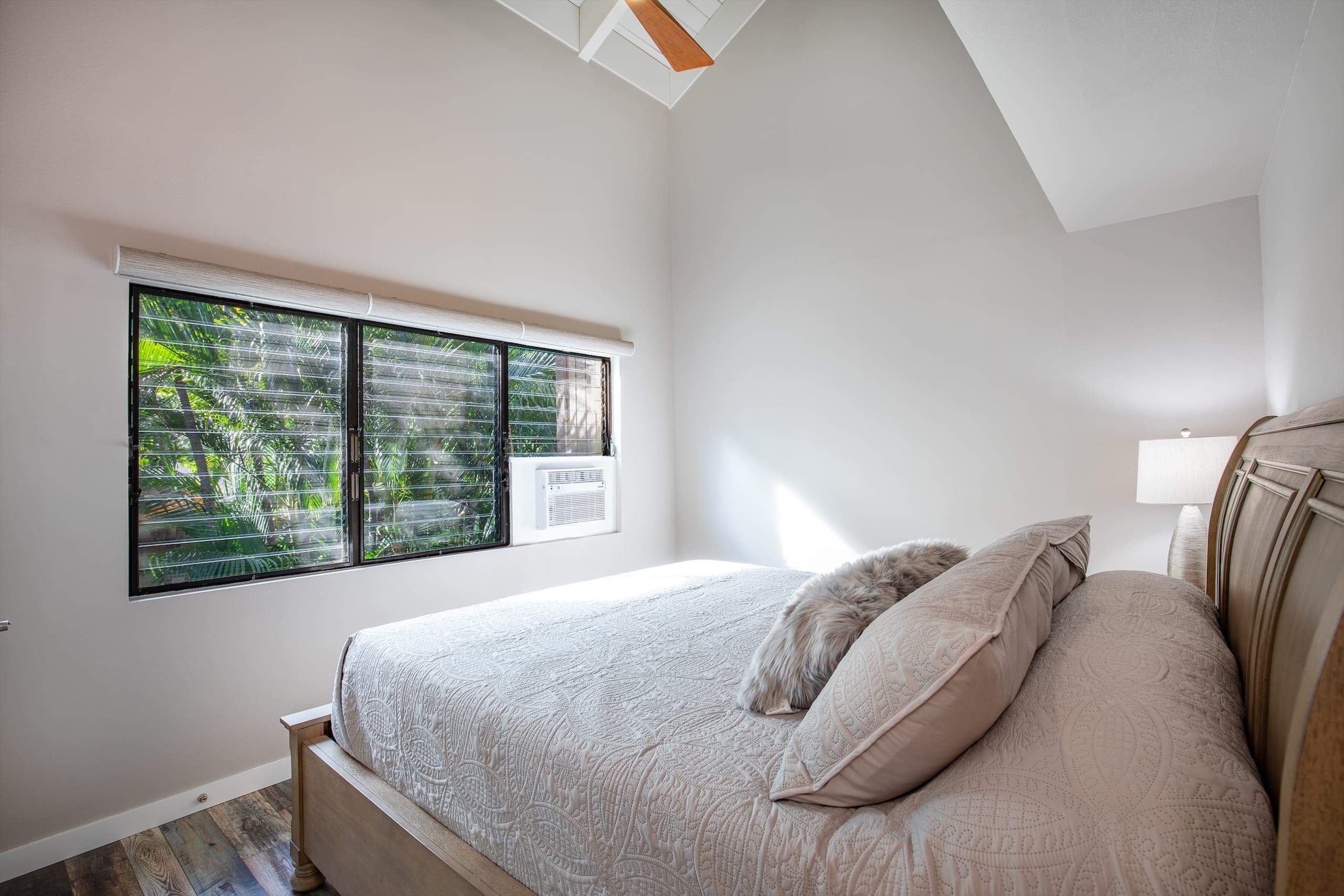 Newly Remodeled Near the Beach - Image 1