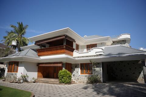 4 BHK Fully Furnished entire Villa - Thrissur Town