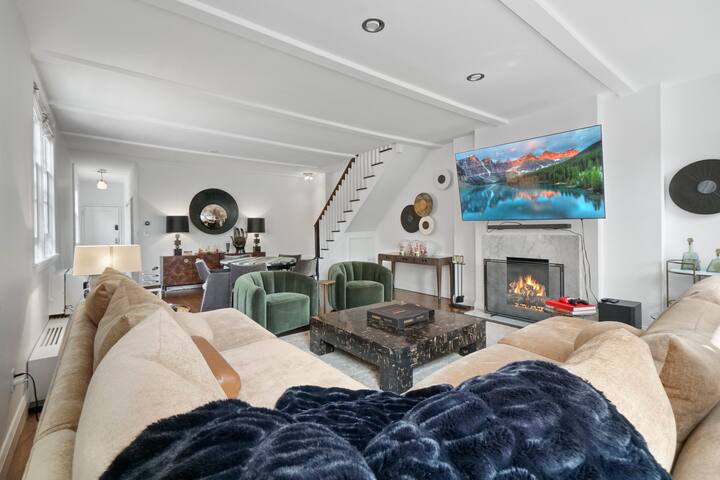 Gorgeous West Village Townhouse gallery image 4