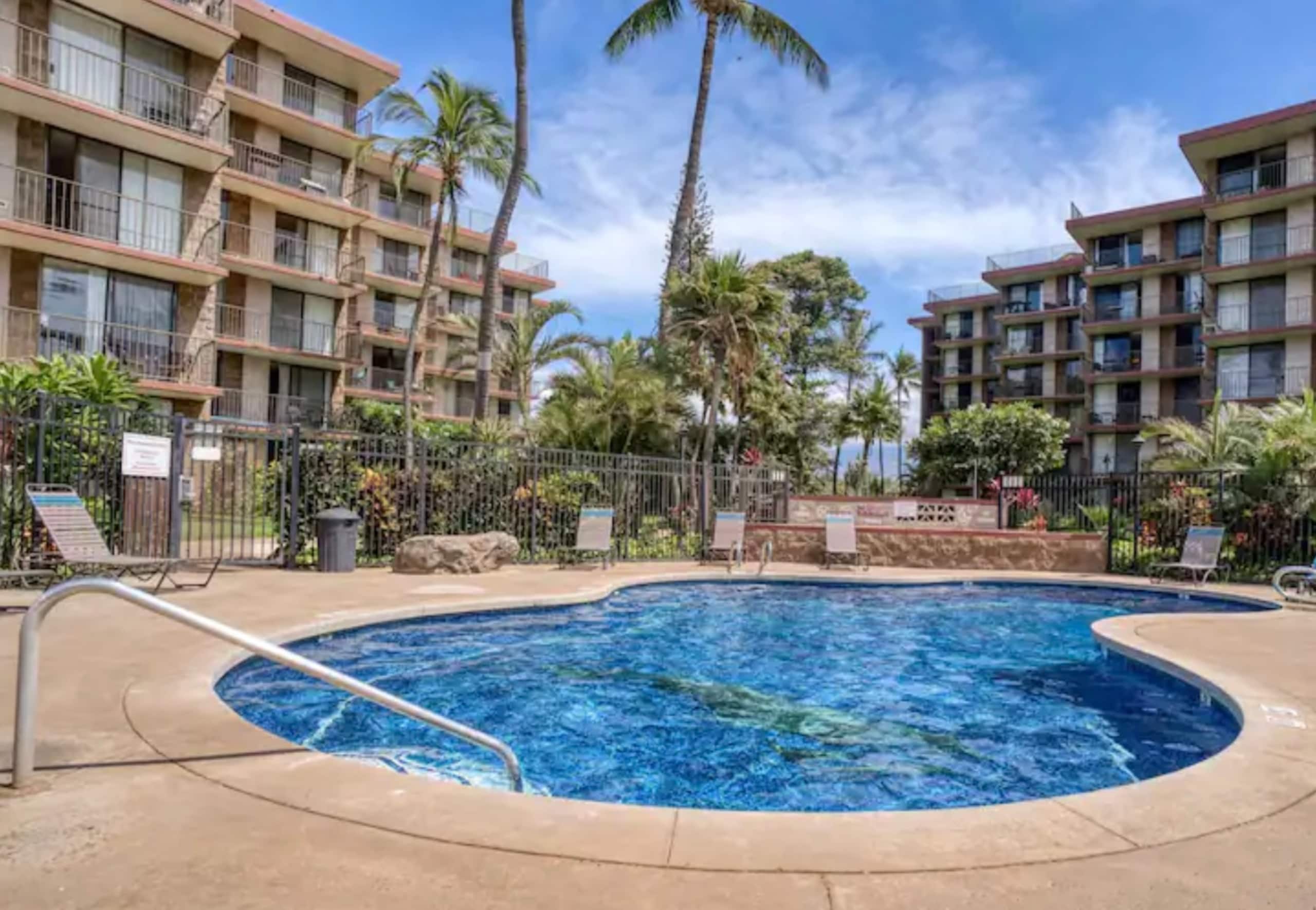 Sunny Kihei, Central AC, WI-FI, Oceanfront, Pool - Image 29