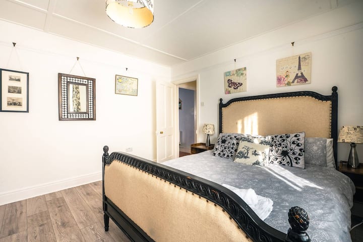 Dormitorio espacioso