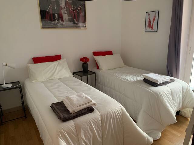 When in Rhome- city centre cozy apartment gallery image 2