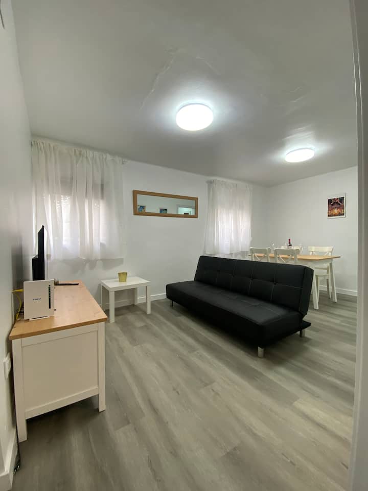 Piso Junto Al Hospital Macarena - Sevilla