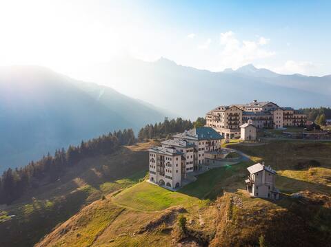 House 200m from the ski slopes