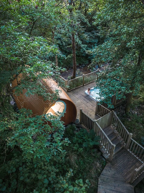 RiverBeds Luxury Lodge & Hot Tub 