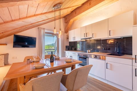 Jr. Suite I Balkon I Parkplatz I Blockhütte I View