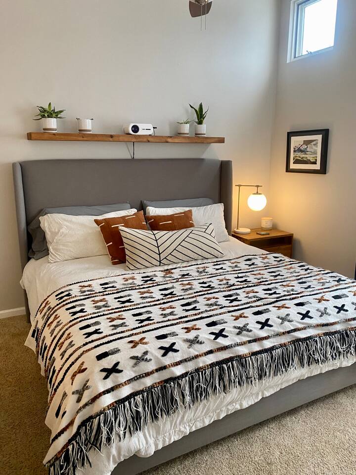 Townhome Close to Riverwalk Apartments for Rent in Edwards, Colorado