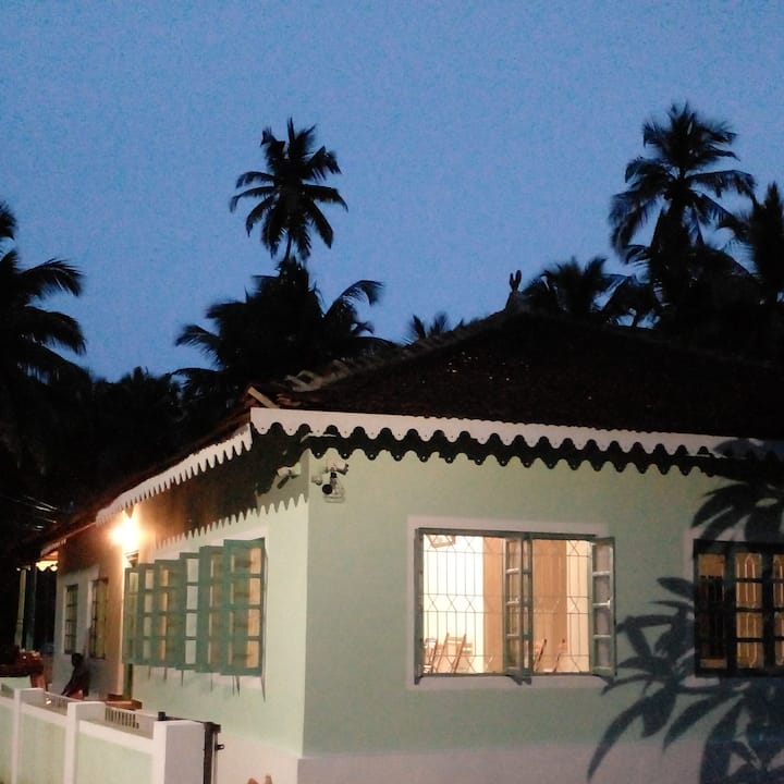 Exterior image 3