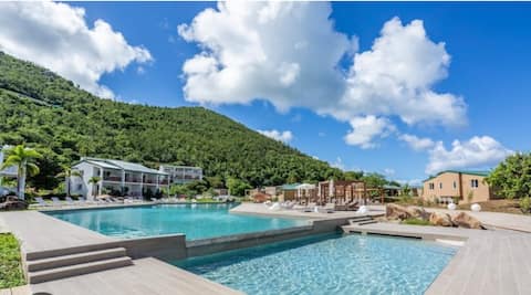 Orchid Bloom pool/beach nest