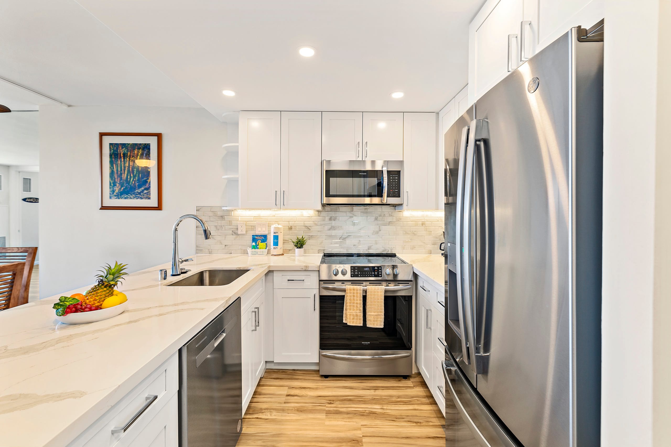 Condo in Honolulu · ★4.9 · 1 bedroom · 2 beds · 1 private bath - Image 8