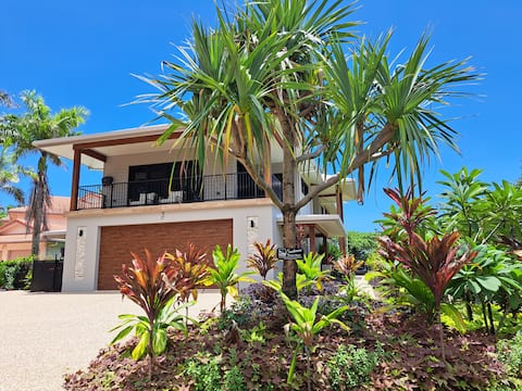 Seadreams: Private Suite with Beachfront Views