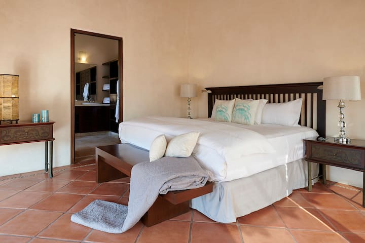 غرفة النوم 1