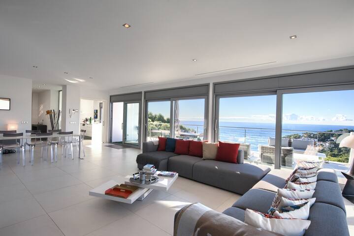 Tamariu: Villa luxe avec vue mer gallery image 5