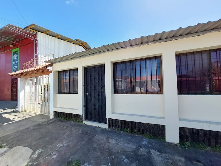 Modern apartment near downtown Liberia Apartments for Rent in Liberia