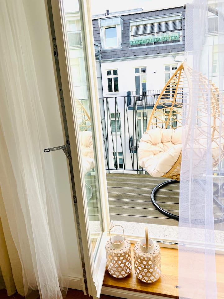 2 _غرفة نوم_مع إمكانية الوصول المباشر إلى الشرفة