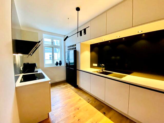 Kurfürstendamm KaDeWe Innenstadt Berlin Luxus Apt.