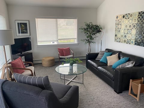 Top Airbnb: Mt Sopris Vista - 360 views, walk to river! in Aspen / Glenwood Springs