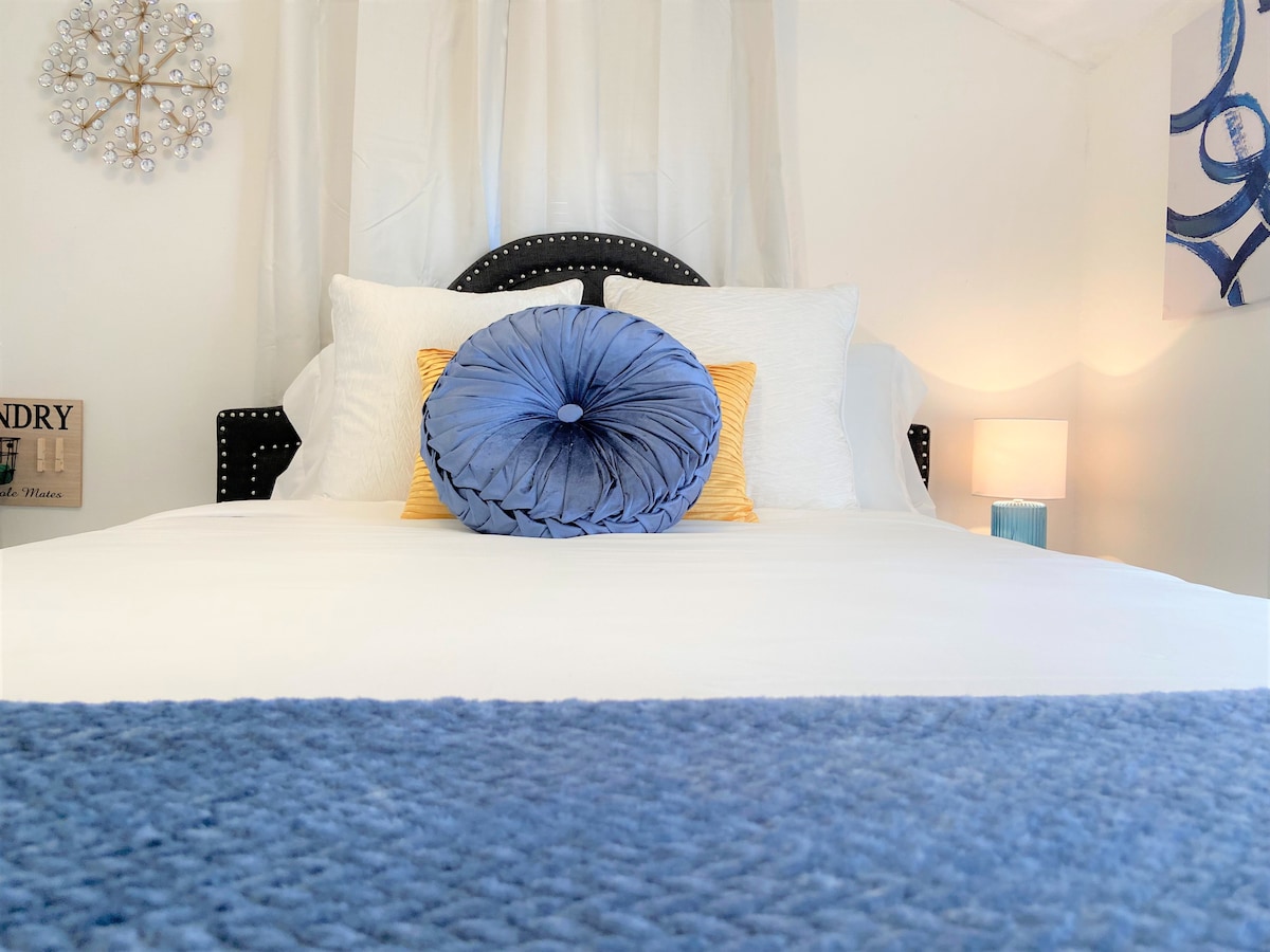 Гостинска куќа спална соба 2 со брачен кревет