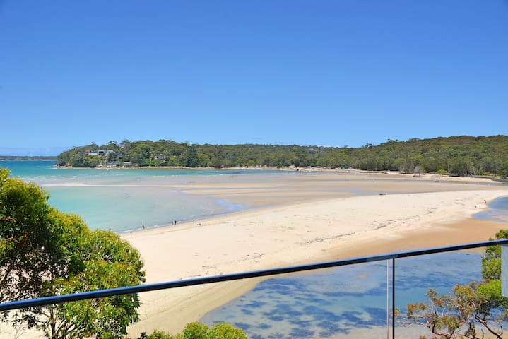Maianbar Beach Front Bay House