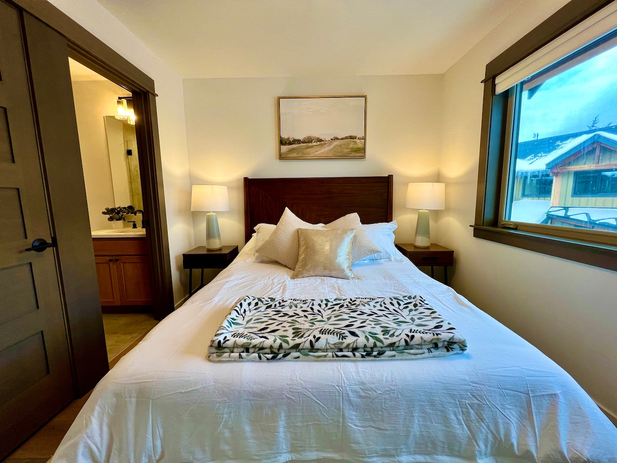 Junior Master met queensize bed