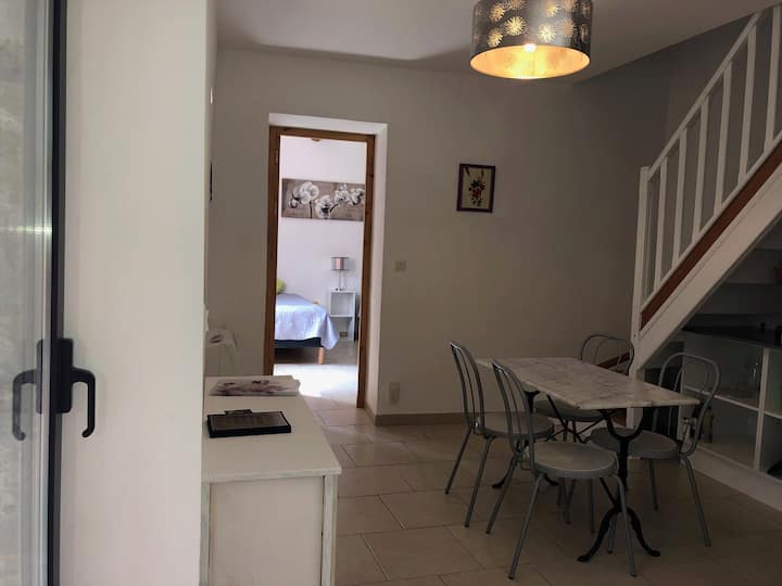 Corte: Coquette Maison Pour 4 (8 Kms Corte) - Corsica