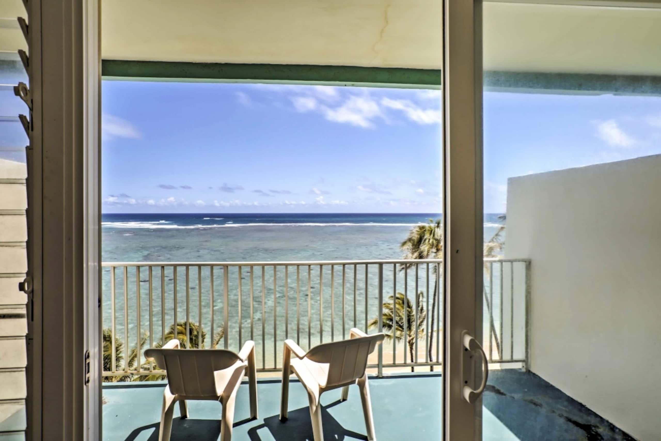 Beautiful Beachfront Family Condo for 4-8 guests - Image 18