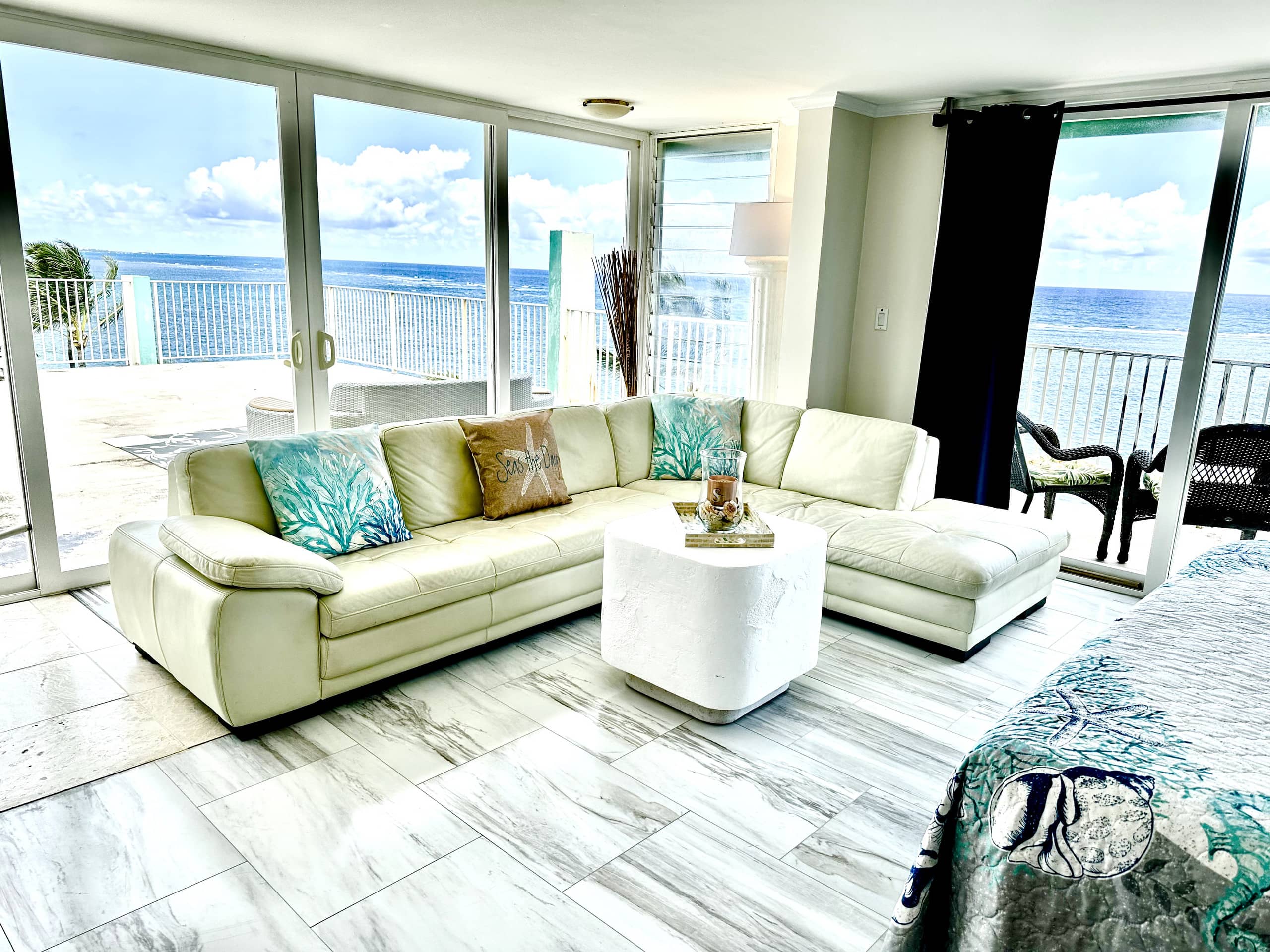 Beautiful Beachfront Family Condo for 4-8 guests - Image 12
