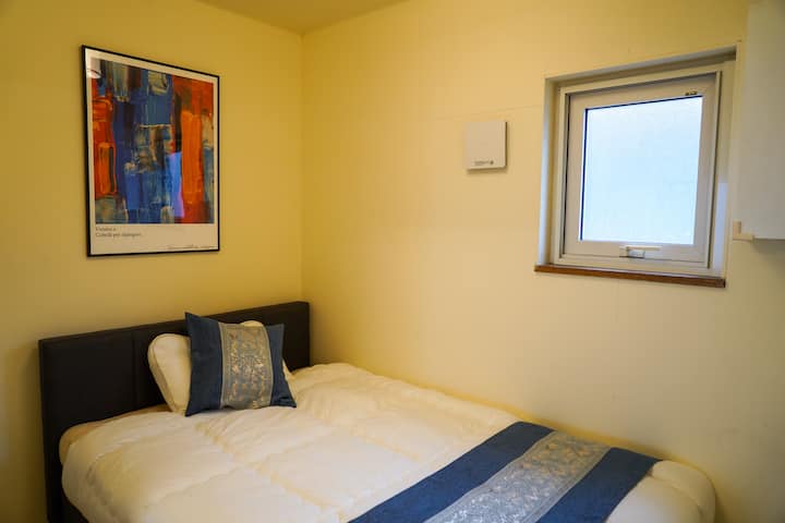 غرفة النوم 1