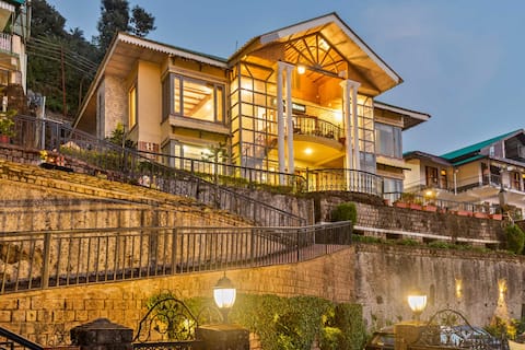 StayVista at Arch@Stonehill Manor w/Outdoor View
