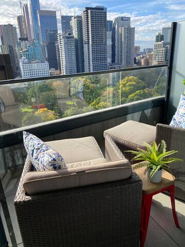 Spacious 2 bed apartment, great location gallery image 3