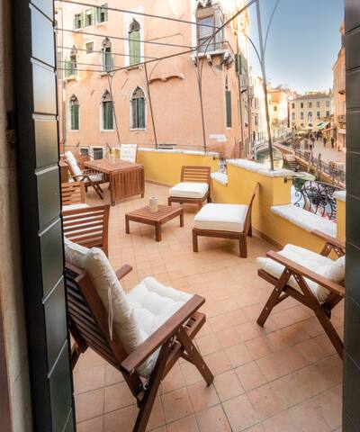 Ca’ Ophelia apartment gallery image 4