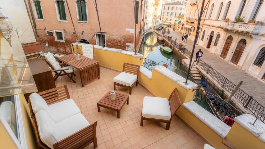 Ca’ Ophelia apartment gallery image 2