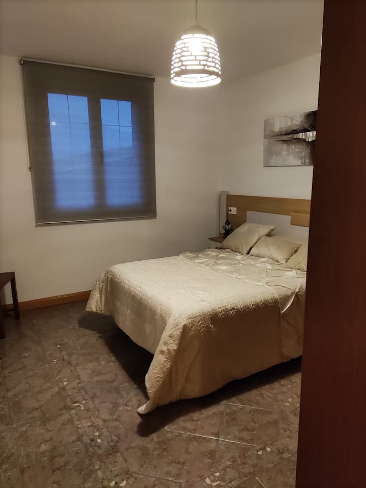 Стая с двойно легло