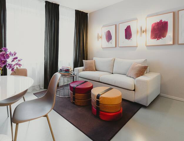 Moonlight Apt 10 gallery image 3