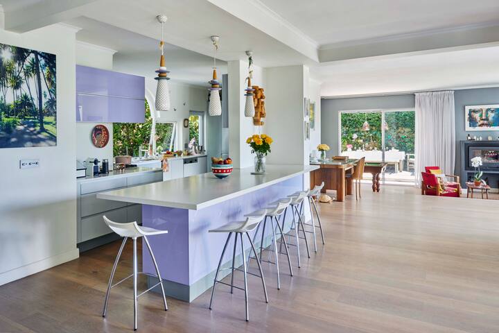 Peaceful oasis very close to City & beaches gallery image 5