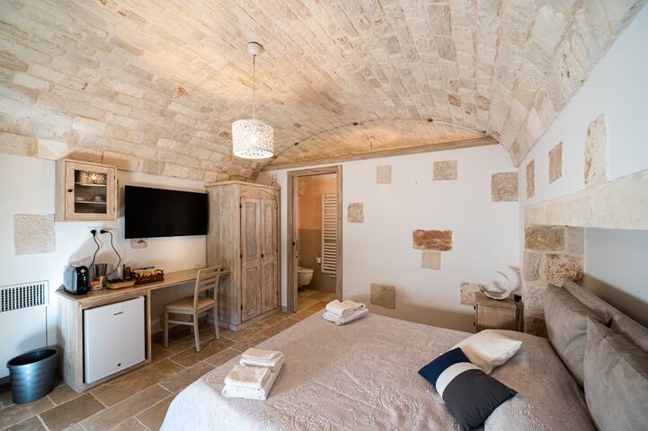 Trullo Suite gallery image 3
