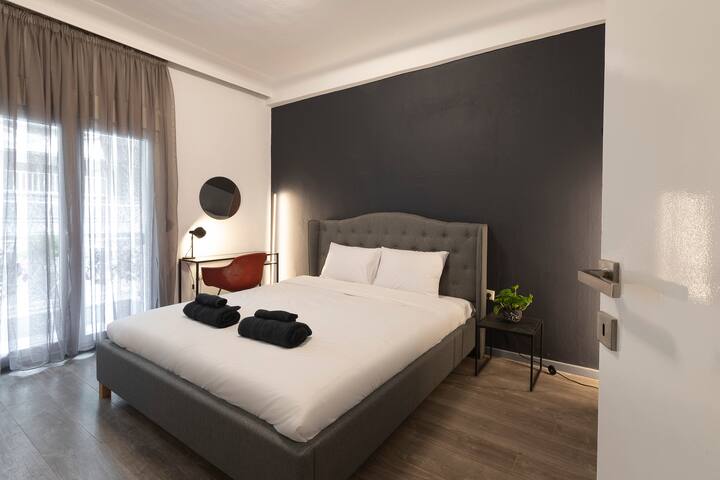 Ancient Agora Central Living gallery image 2