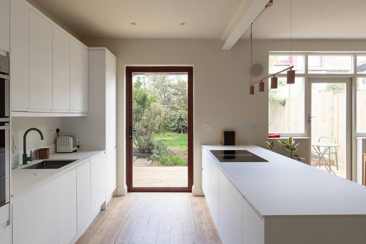 Stylish 1930s House in East Dulwich