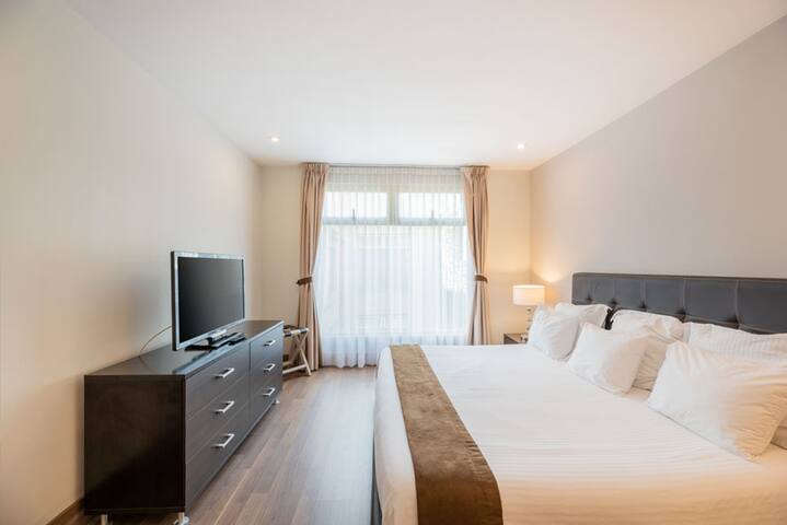 Modern 2BR Apt. | Roof Garden | Sky Gym | Polanco gallery image 5