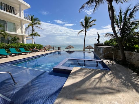 Successful Airbnb property: Luxury ocean front Condo in Punta Arena
