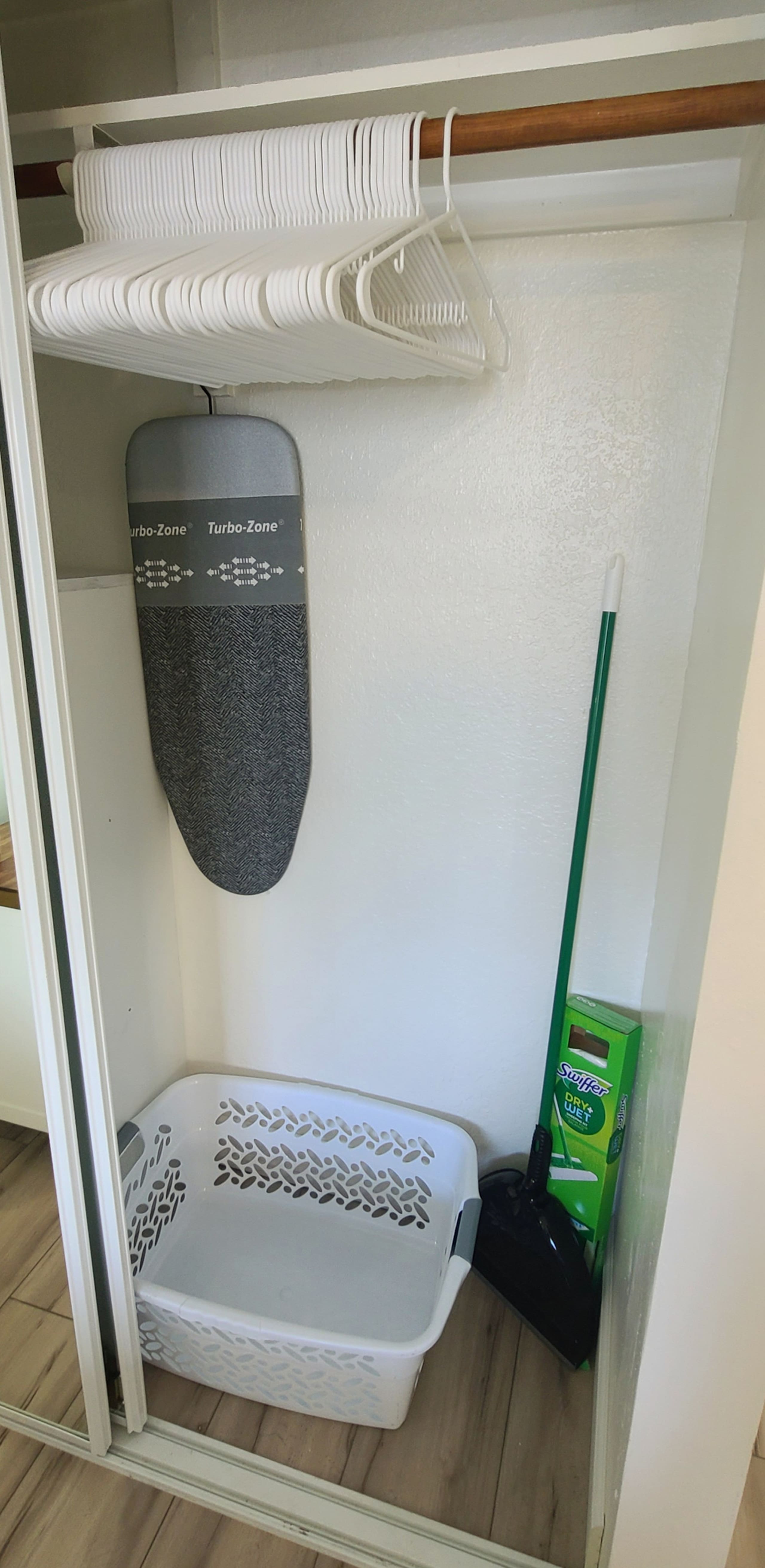 Hale Kai - updated corner unit with Ocean View - Image 27