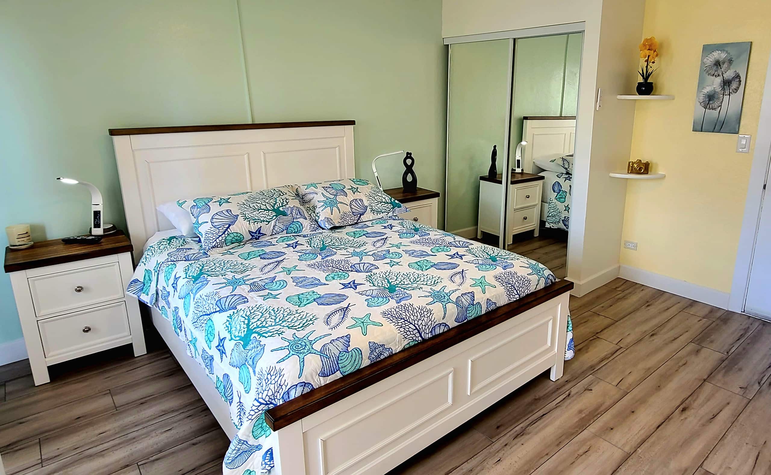 Hale Kai - updated corner unit with Ocean View - Image 5