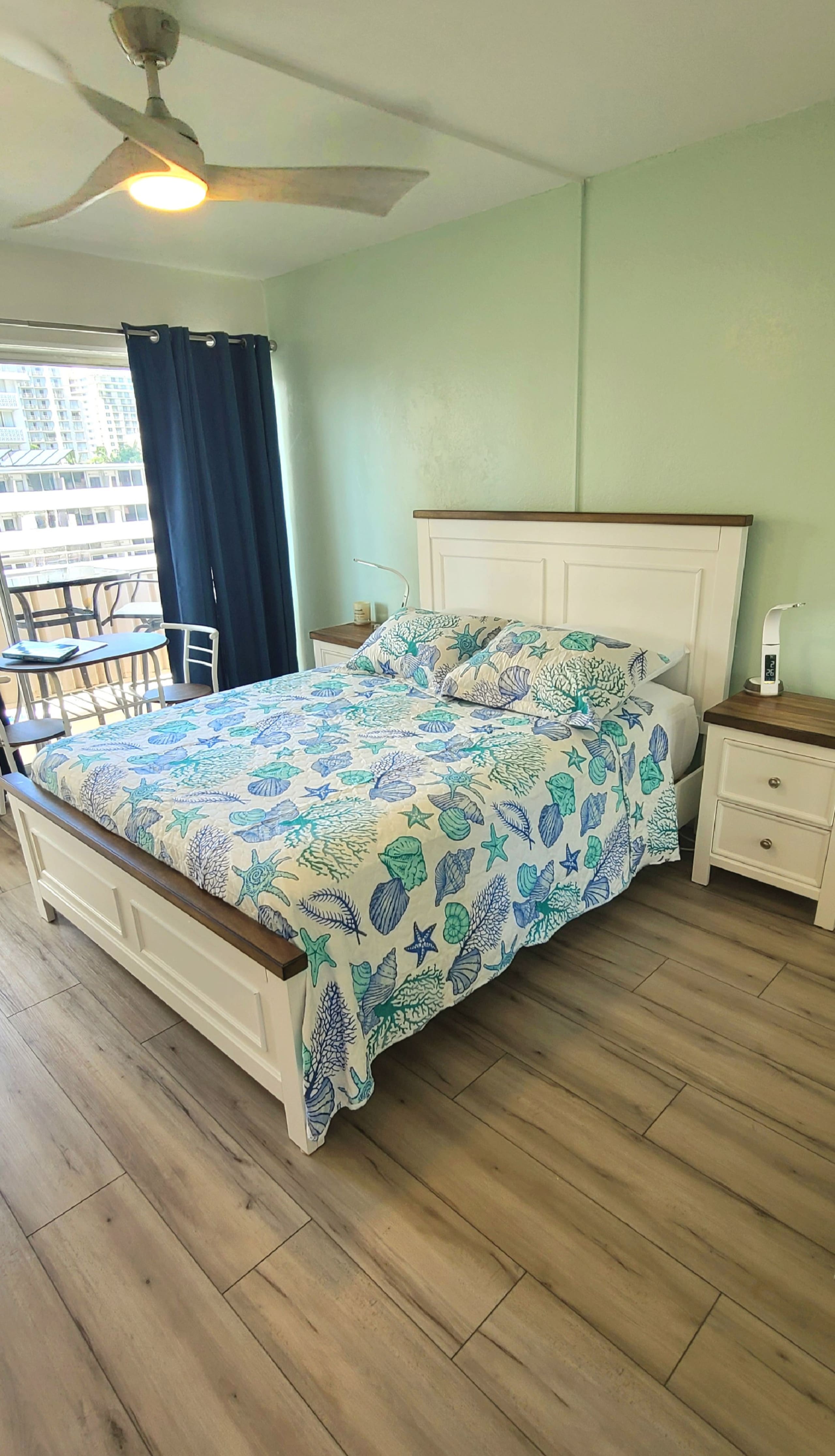Hale Kai - updated corner unit with Ocean View - Image 4